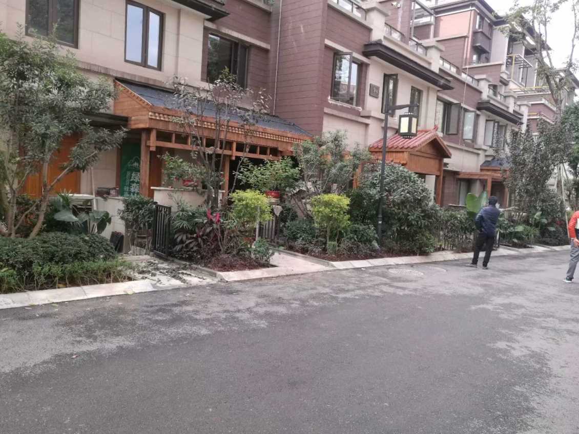 防腐木门头价格